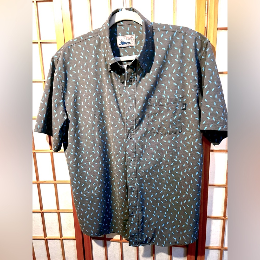 Huk Kona Button-Down Shirt - Men’s Medium - Vintage